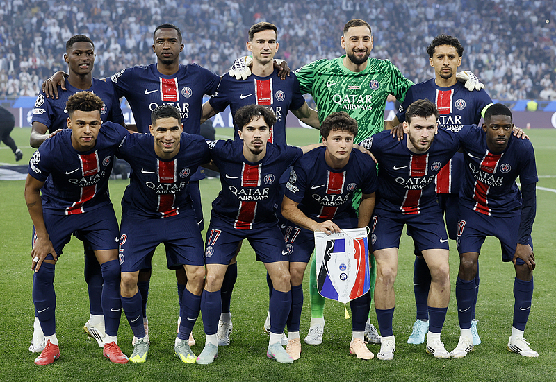 里程碑夜！巴黎圣日耳曼复出首秀，欧篮联国际比赛日刷纪录，赛场秩序良好，身体对抗强度拉满