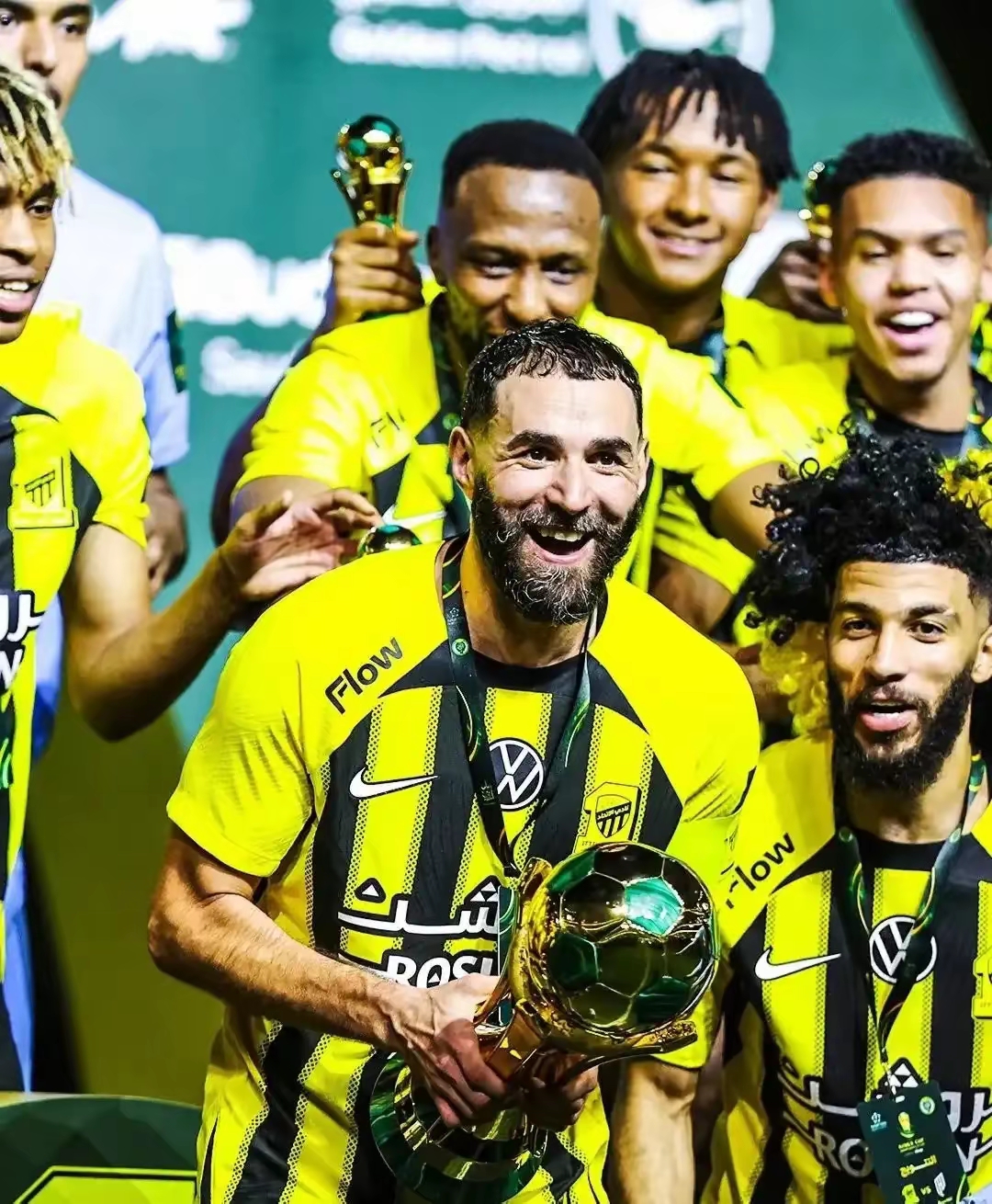 haha体育十年运营-赛地聚焦——国王杯集结日热度飙升，孟菲斯灰熊篮板制胜，信心回归，球队文化再被提及