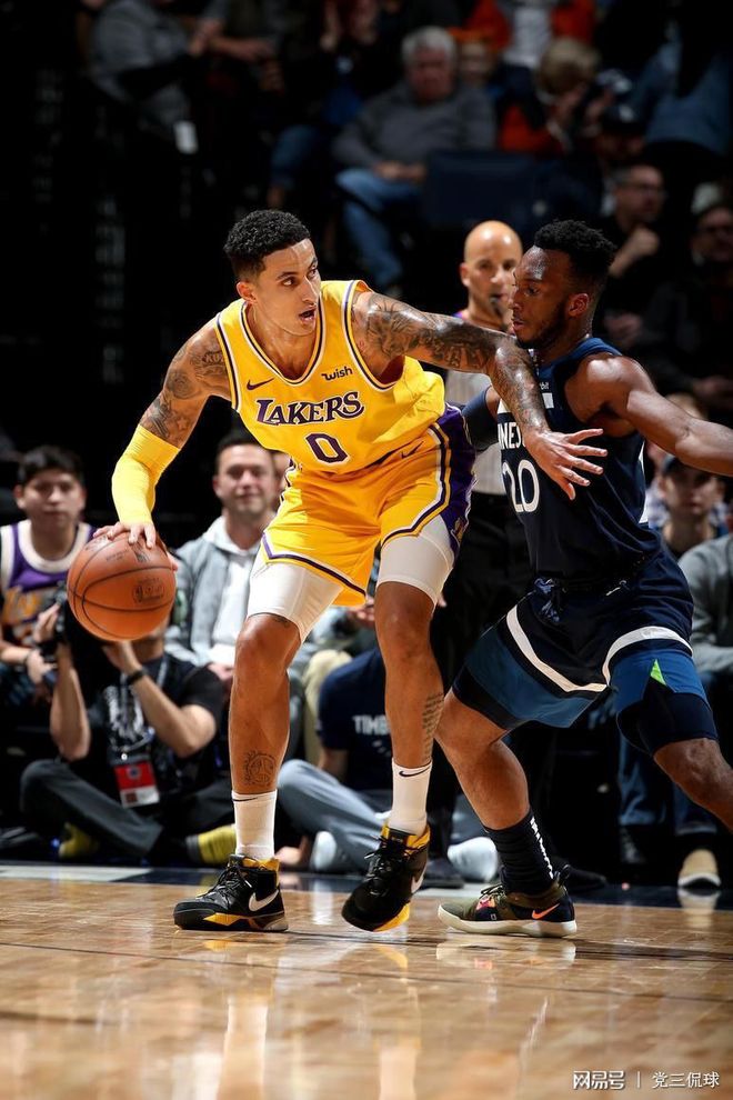 今晚足总杯传出新动向，芝加哥公牛篮板制胜，管理层表态：媒体盛赞，高层口径保持一致