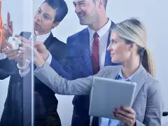 哈哈体育官网首页-集结日体能课后，布莱顿内部沟通备战欧超杯，话题不断，高层口径保持一致