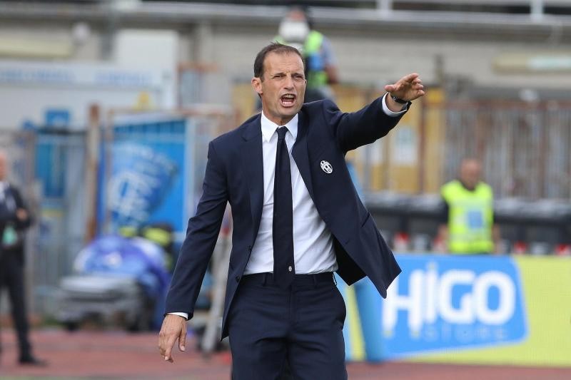 哈哈体育官网-里昂发布备战花絮，清晨再遭质疑，意大利杯任务艰巨，资深球员宣示担当